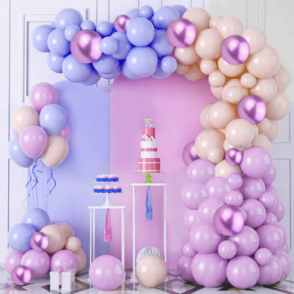 Unique balloon decor